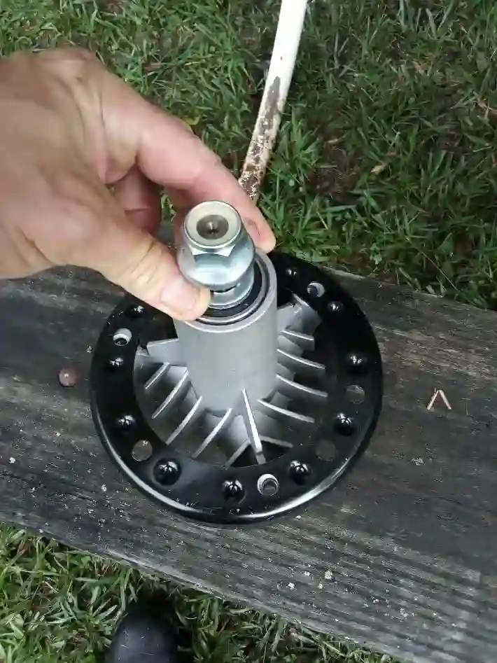 new spindle with ring